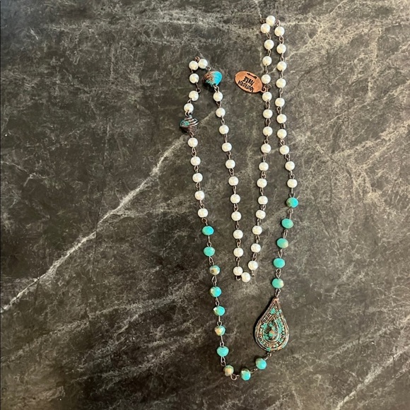 Turquoise‎ Necklace - Picture 1 of 3